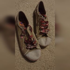 Rocket Dog Brown Canvas Sneakers with Red Accent Laces